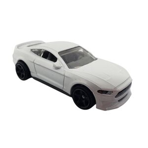 Hot Wheels Ford Mustang White Diecast Die-cast